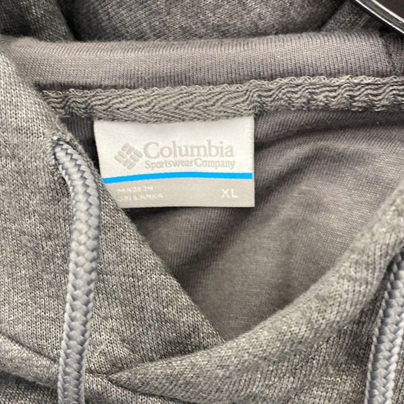 New Columbia Sweatshirt - Picture 2 of 2